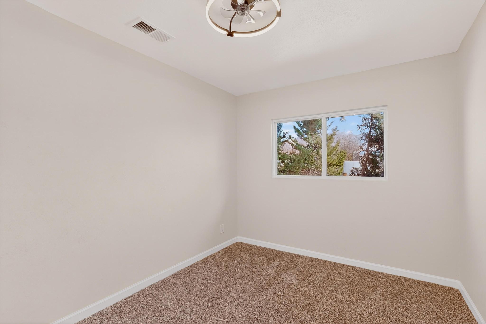 1501 Espejo Street NE