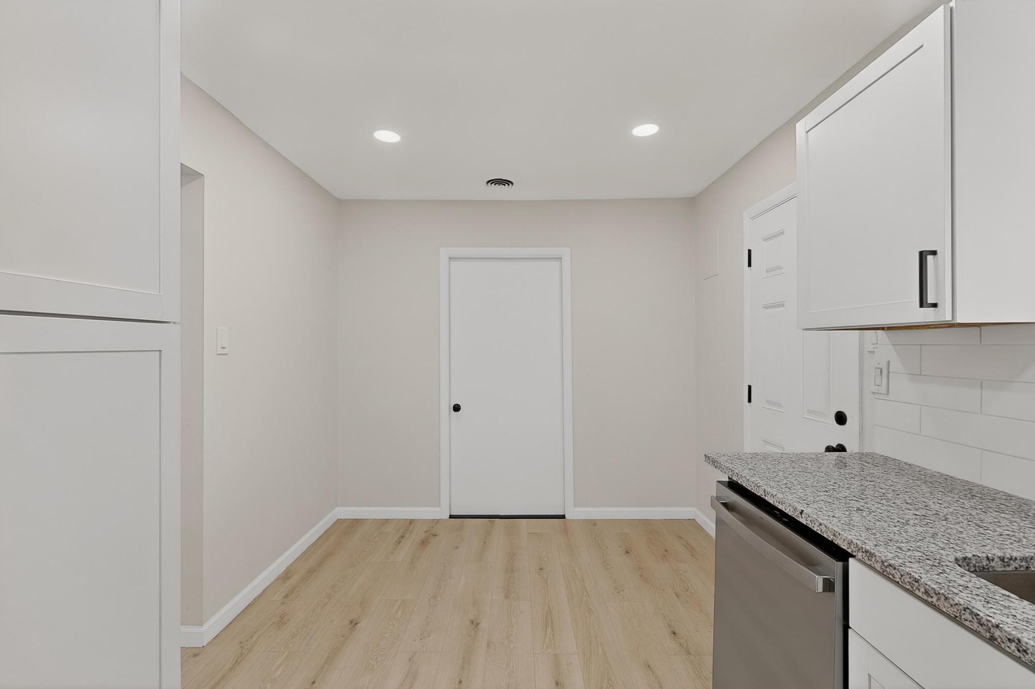 1501 Espejo Street NE