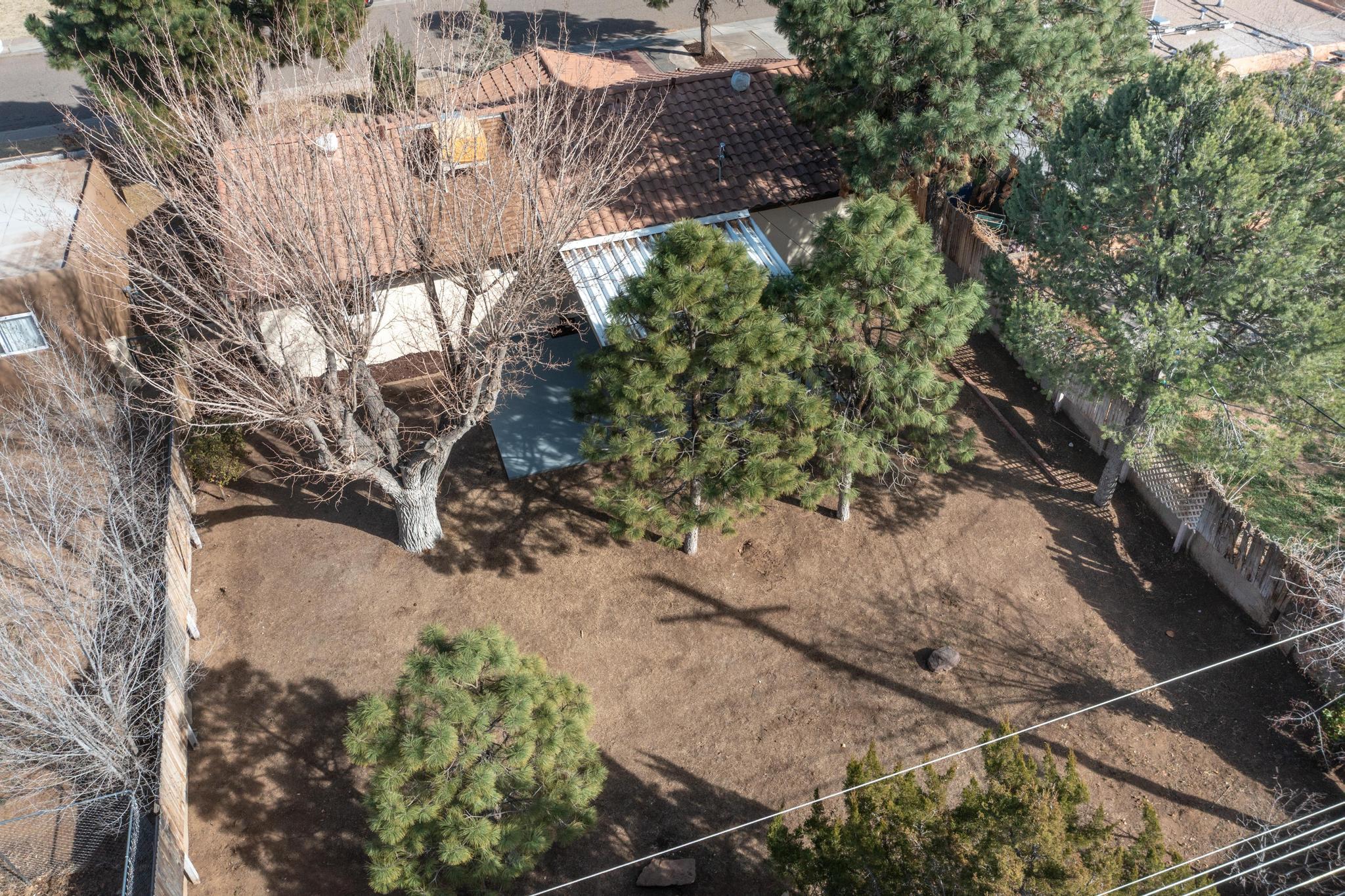 1501 Espejo Street NE