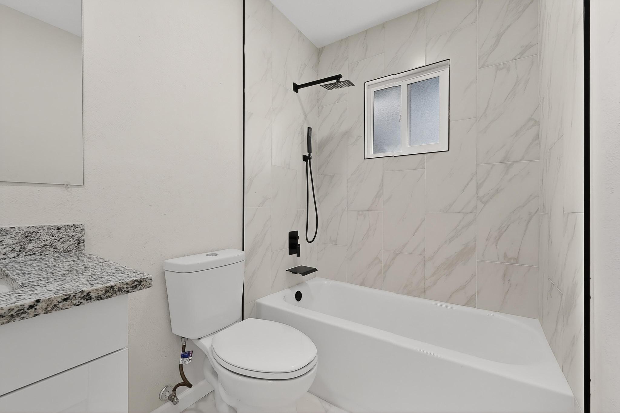 1501 Espejo Street NE