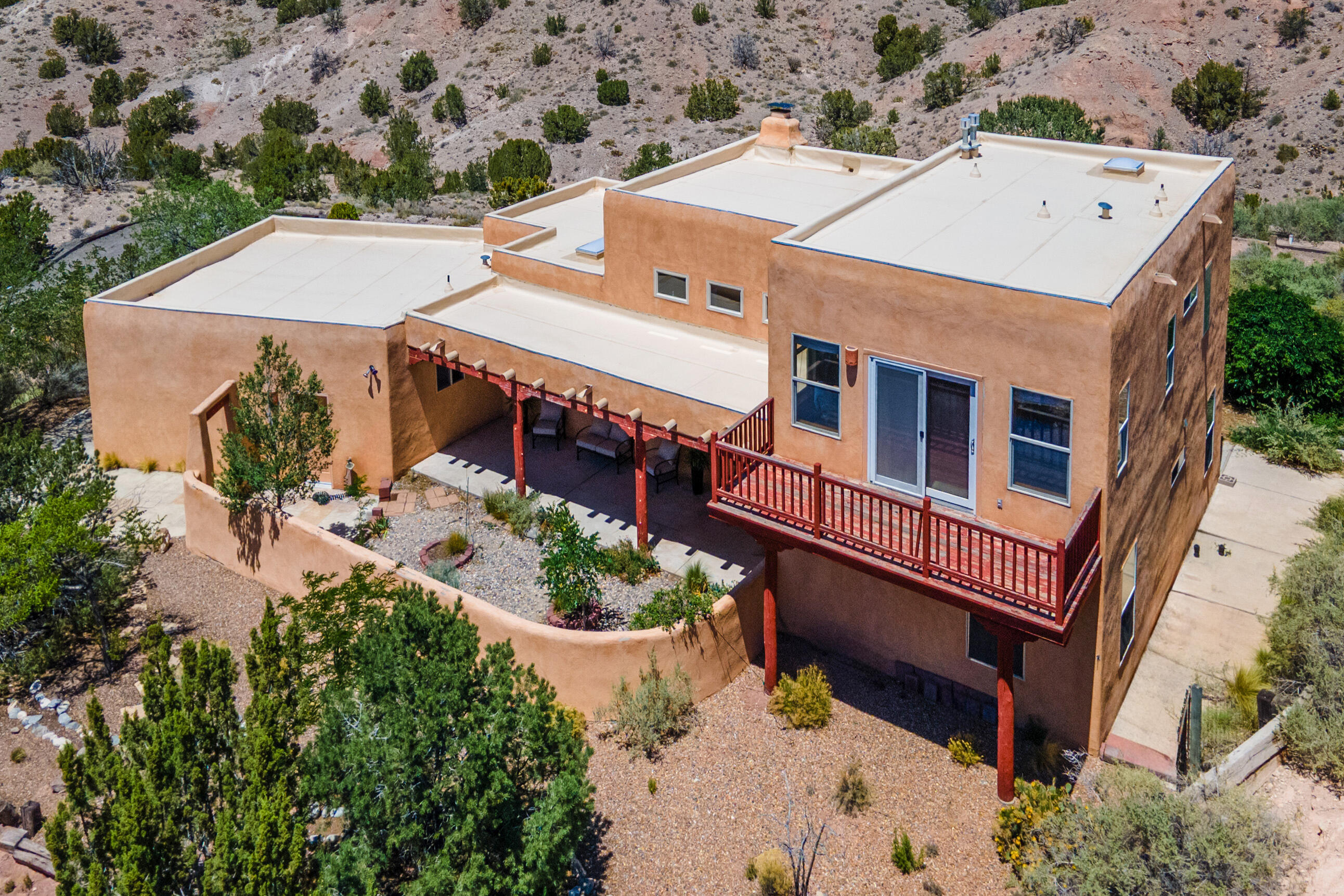 27 Las Huertas Road