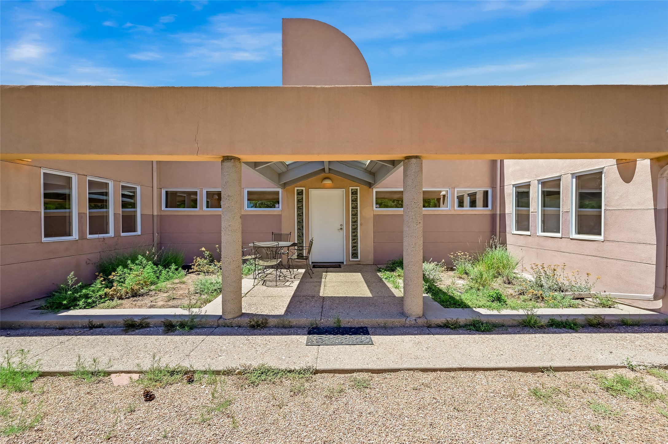 2340 Botulph Road