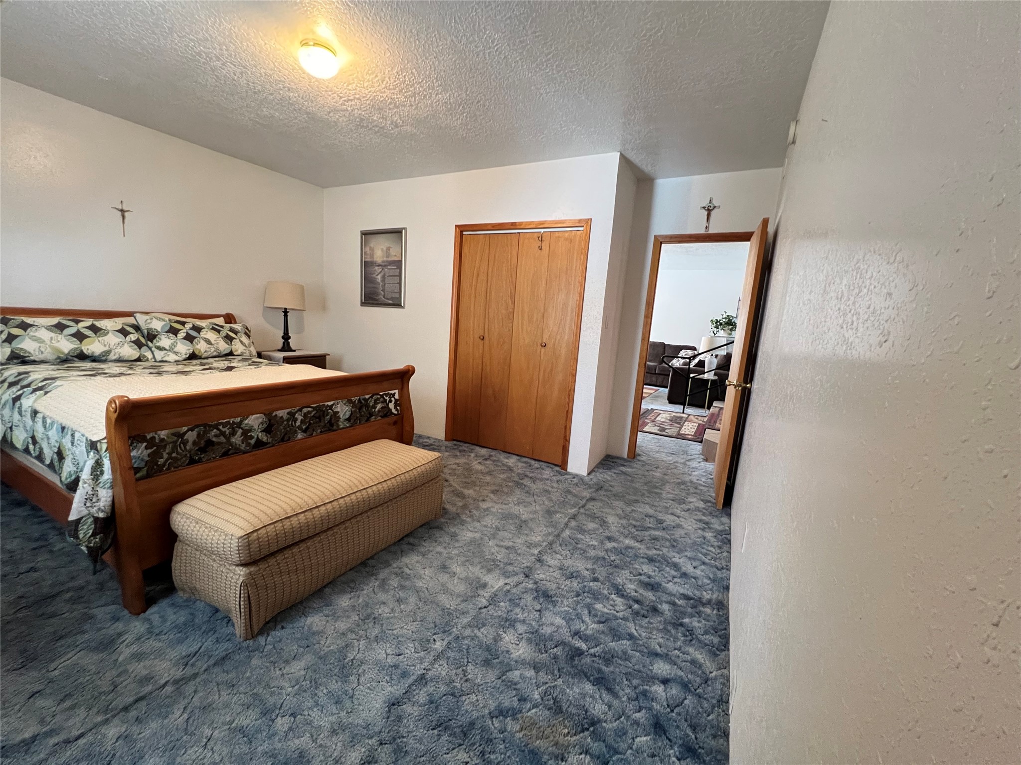 6487 Calle Kryshanna