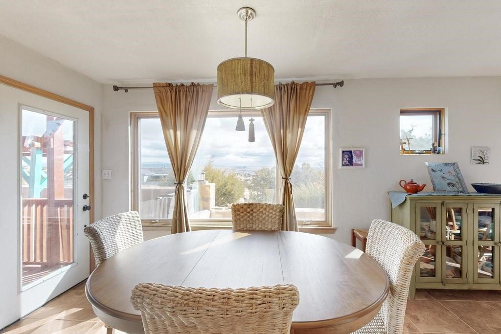 183 Sunrise Road