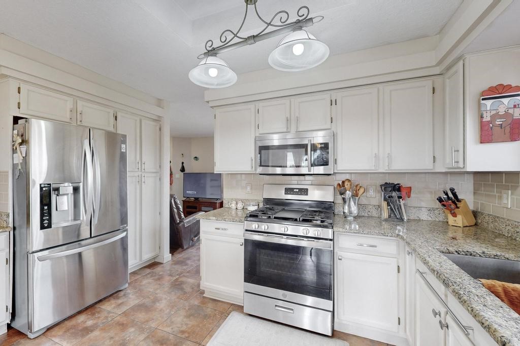 183 Sunrise Road