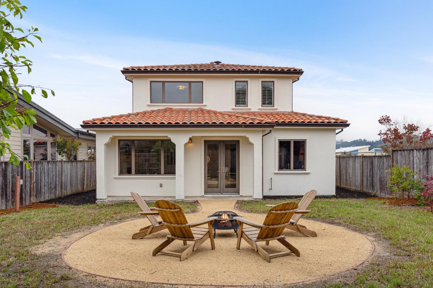 448 Valdez AVE