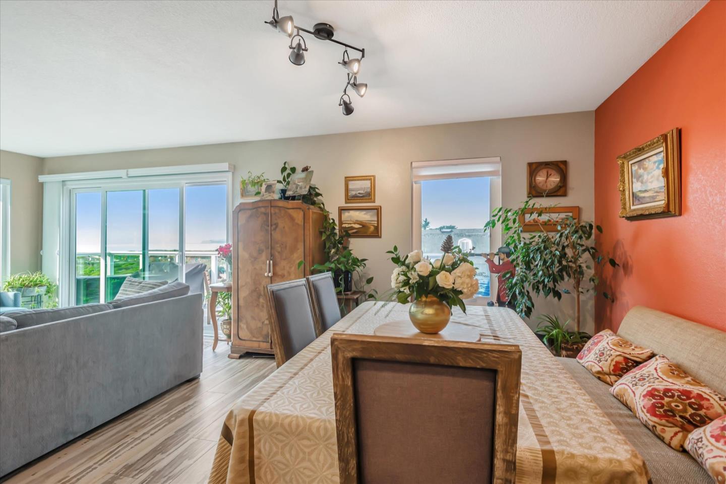 206 Washington Boulevard