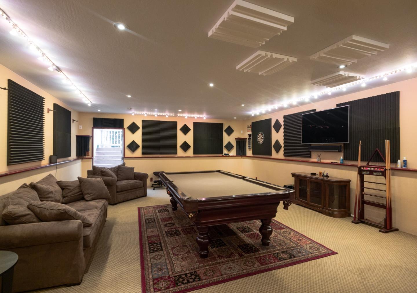 2165 Higgins Canyon Road