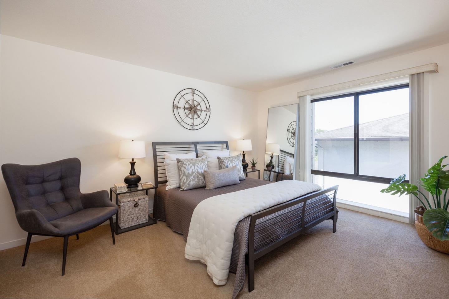 461 Pine AVE 35