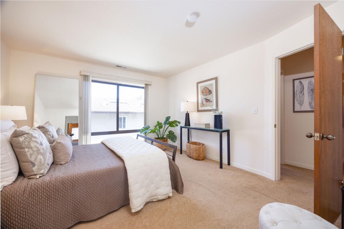 461 Pine AVE 35