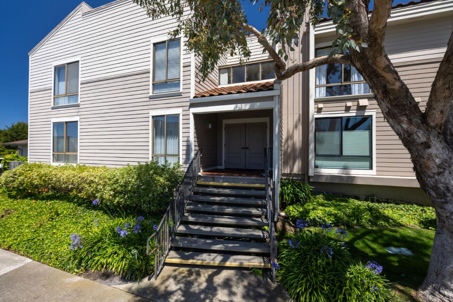 461 Pine AVE 35