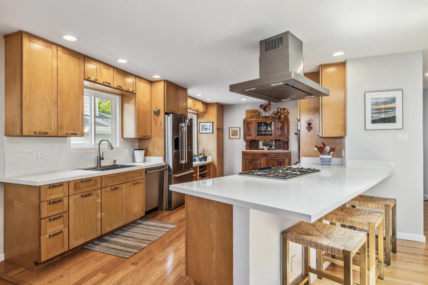 823 Avenue Balboa