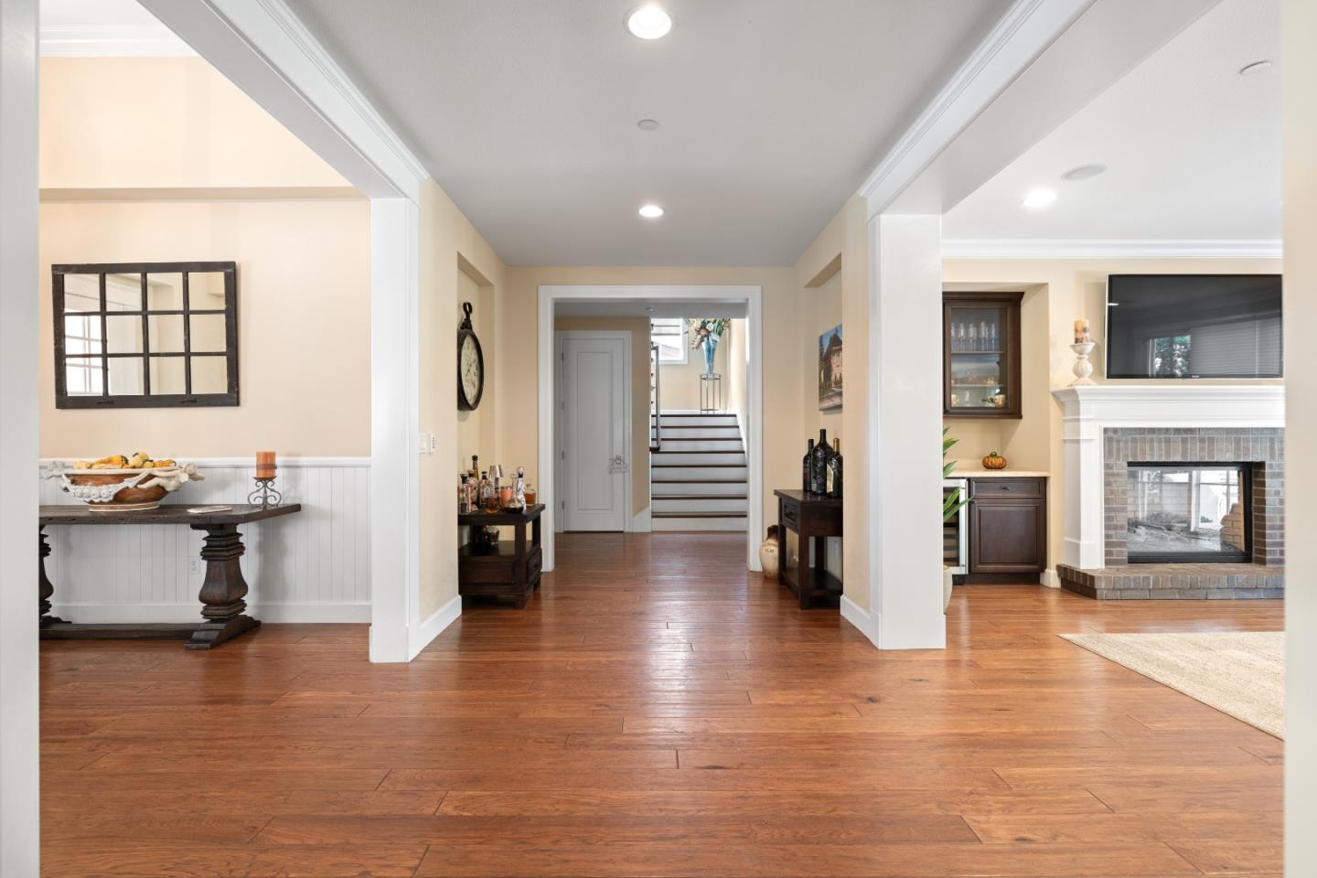 106 Carnoustie DR