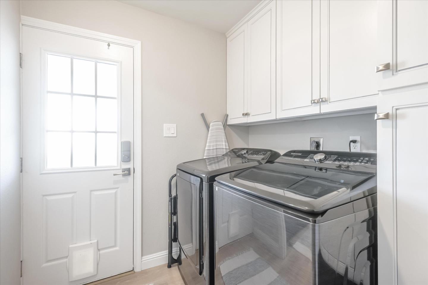 101 Creekside Drive Unit: 101