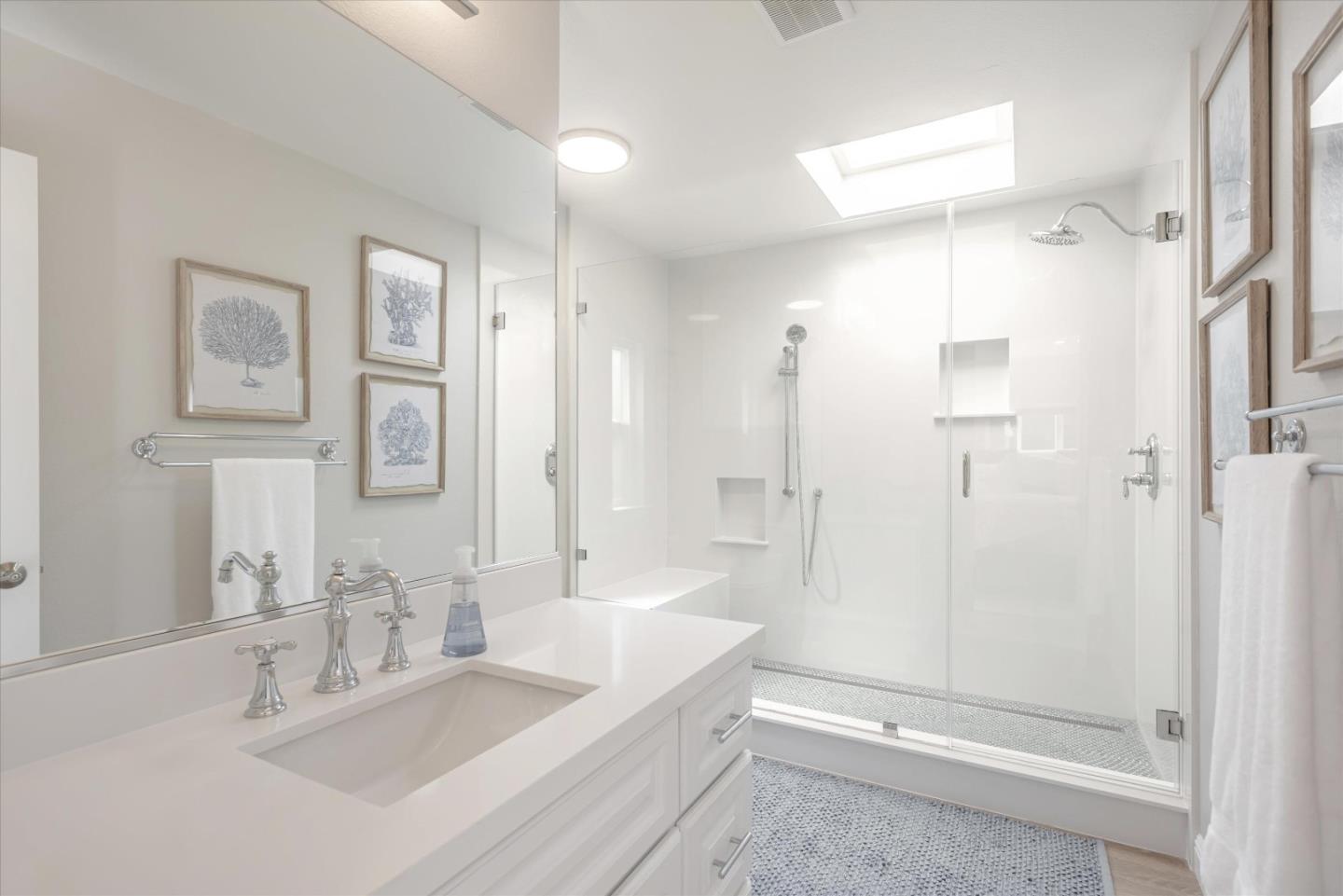 101 Creekside Drive Unit: 101