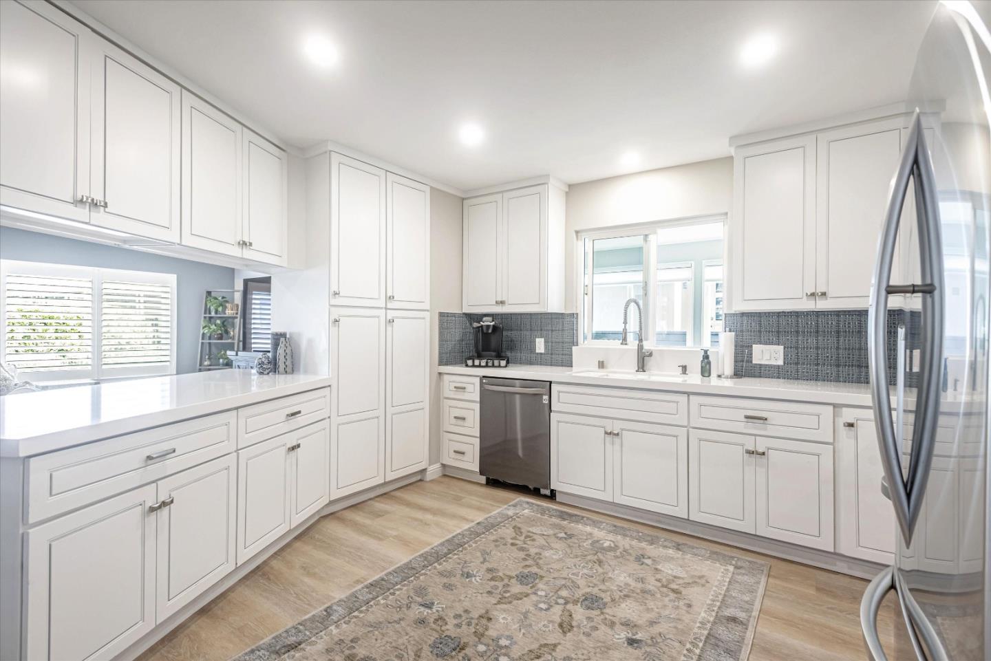 101 Creekside Drive Unit: 101