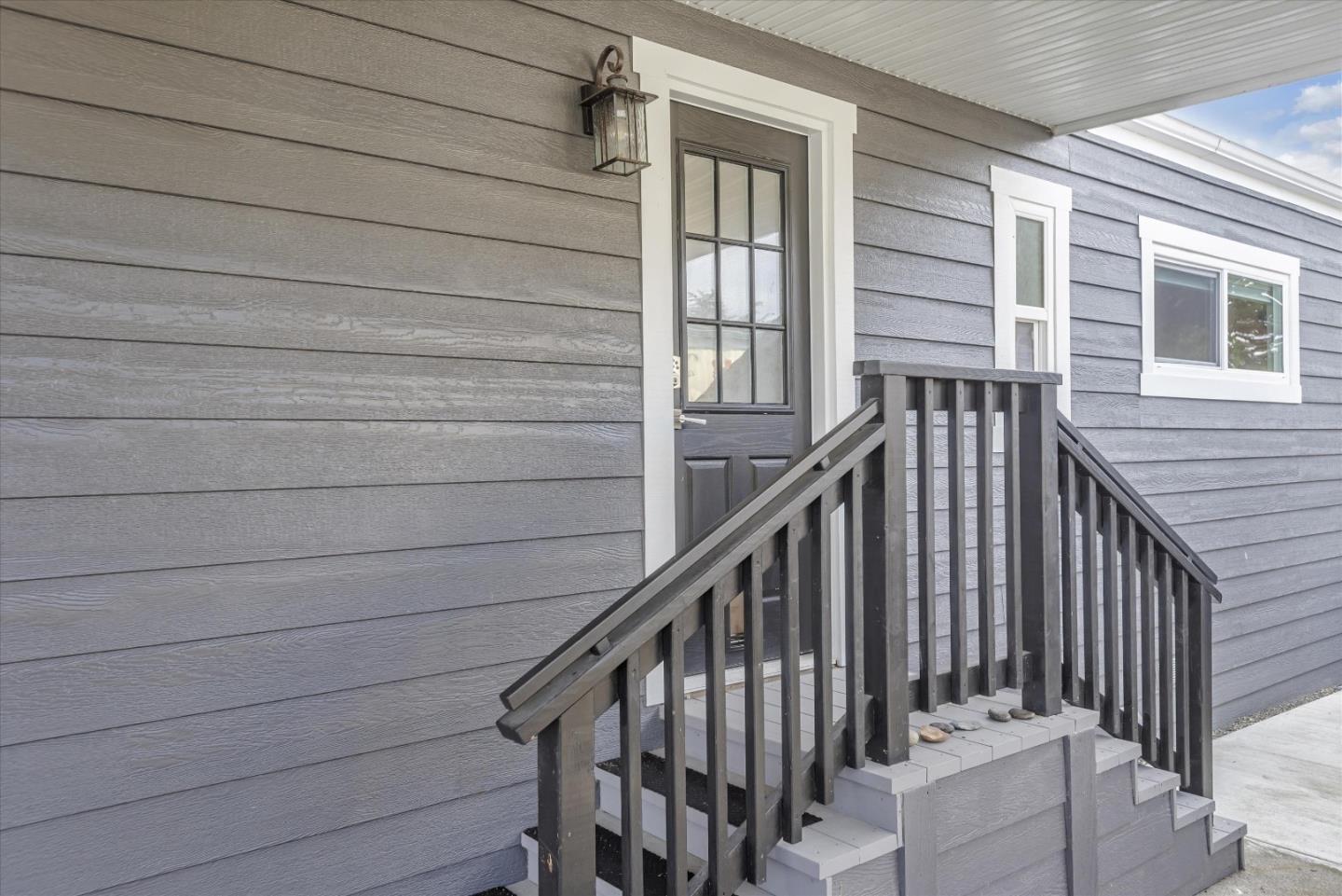 101 Creekside Drive Unit: 101