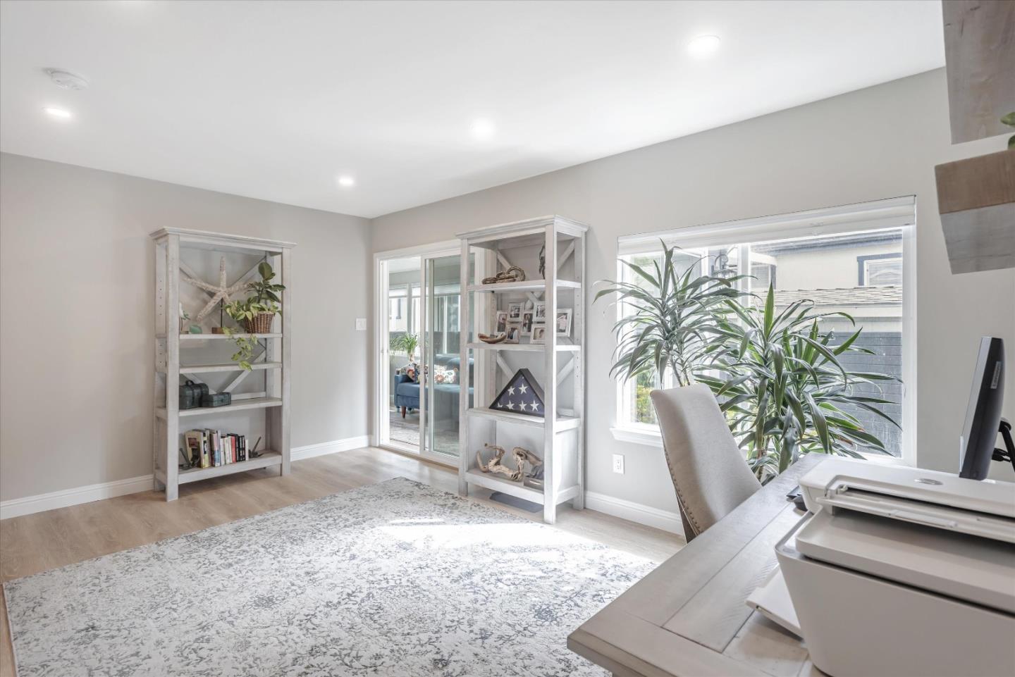 101 Creekside Drive Unit: 101