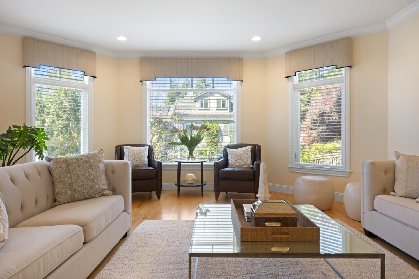 432 Coronado AVE