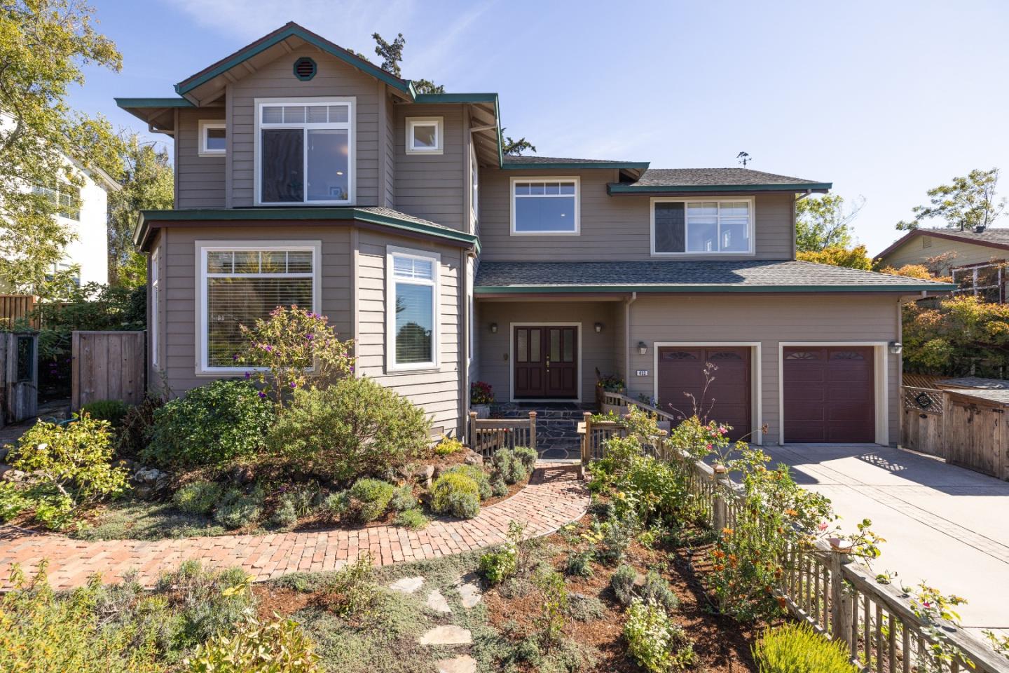 432 Coronado AVE