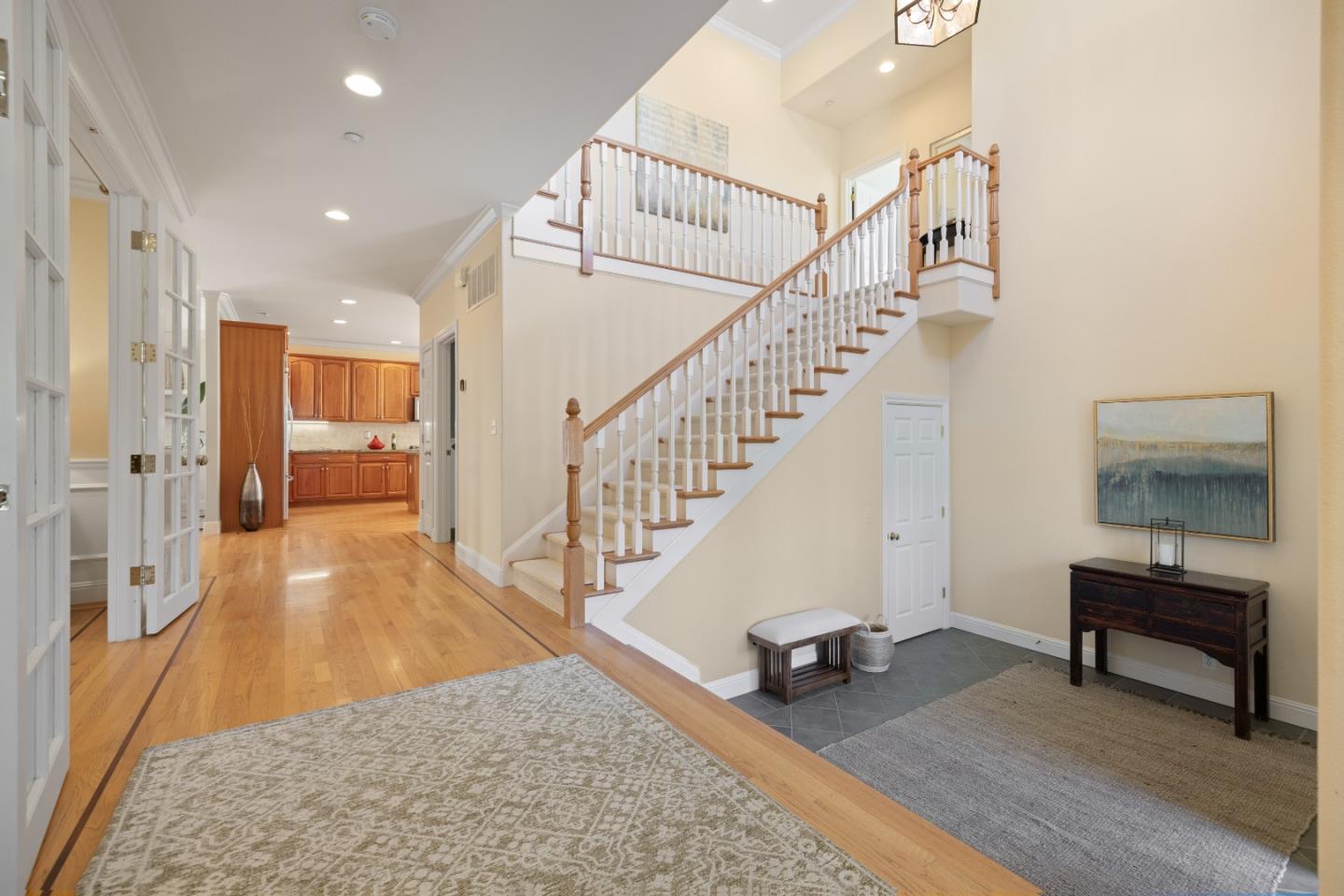 432 Coronado AVE