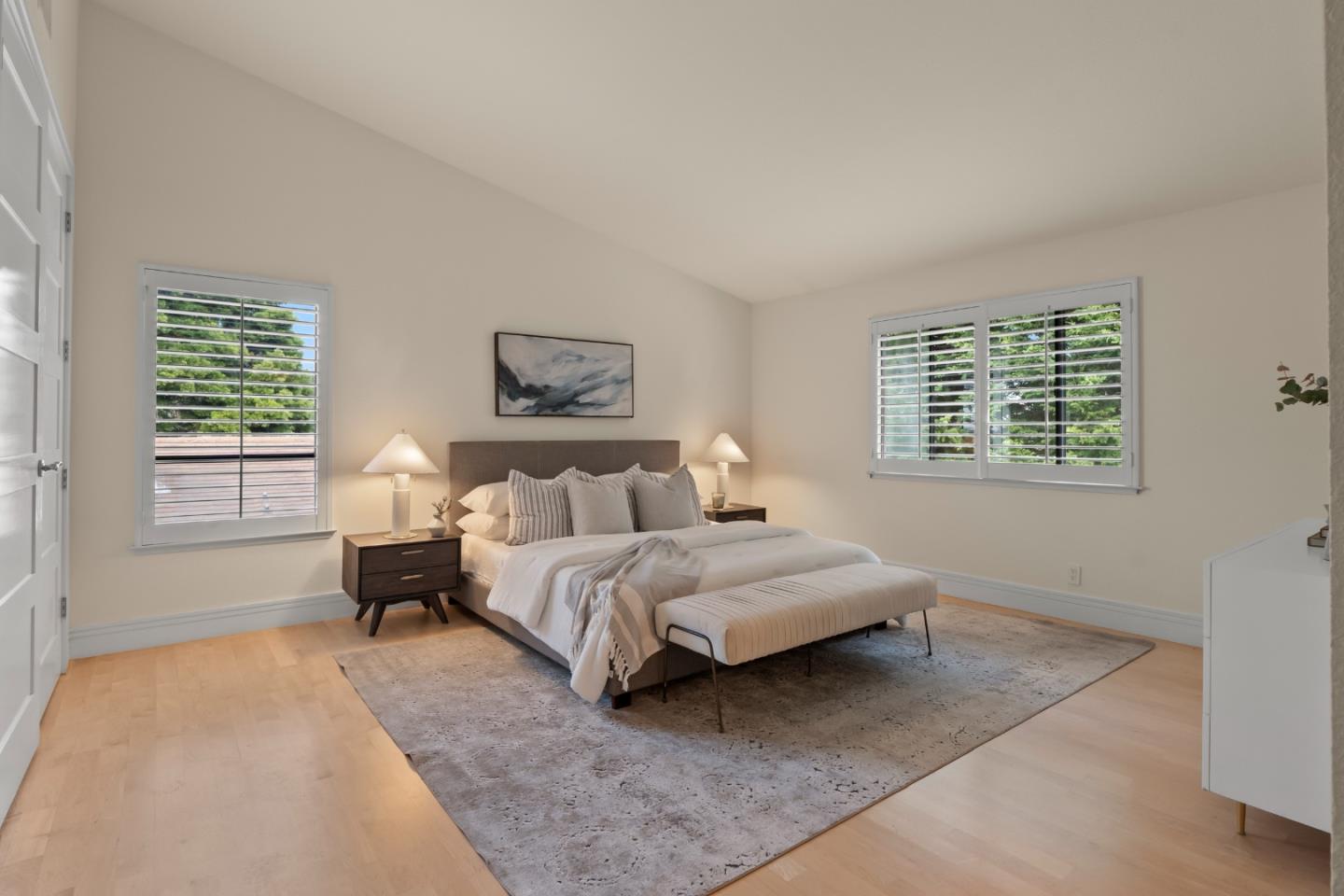 23 Alameda AVE