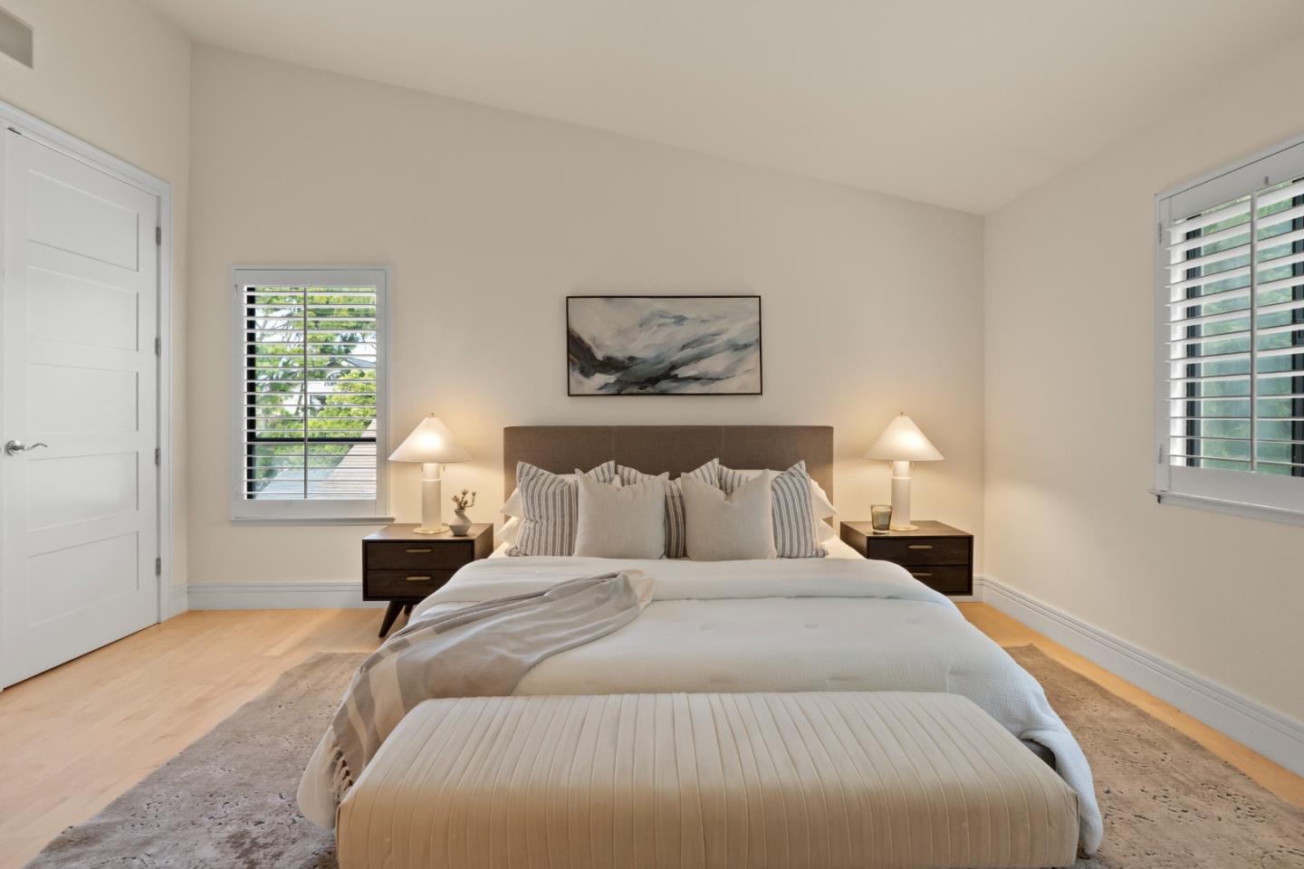 23 Alameda AVE