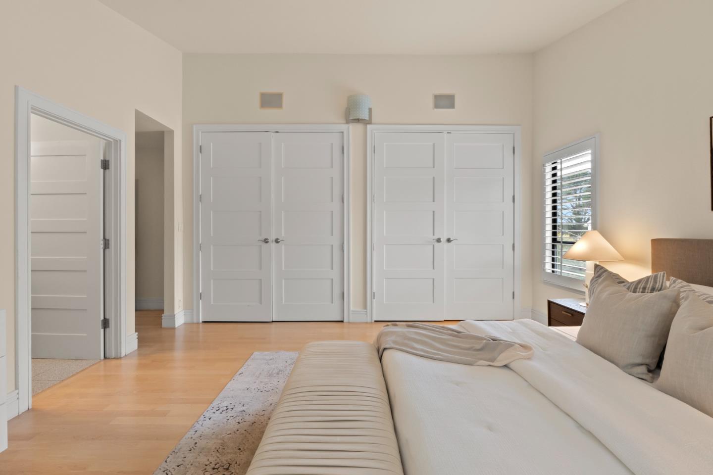 23 Alameda AVE