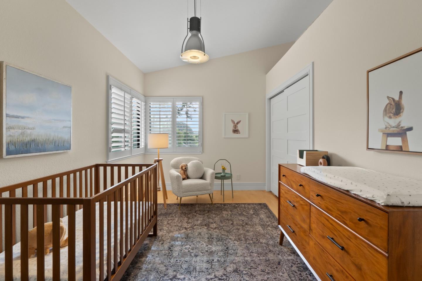 23 Alameda AVE
