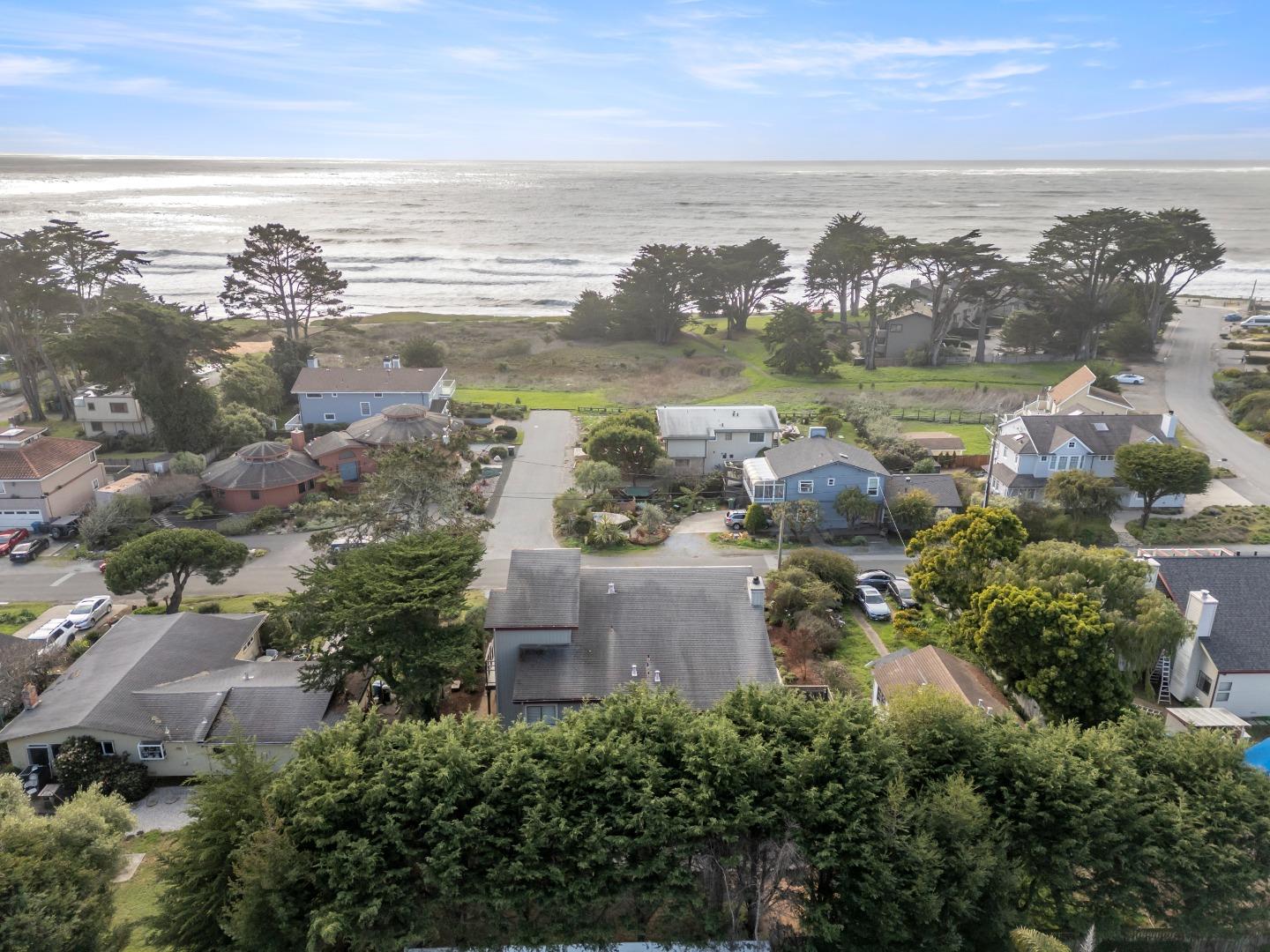 23 Alameda AVE