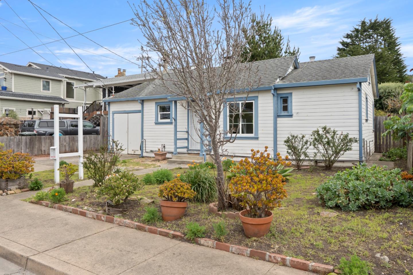 522 Valencia Avenue