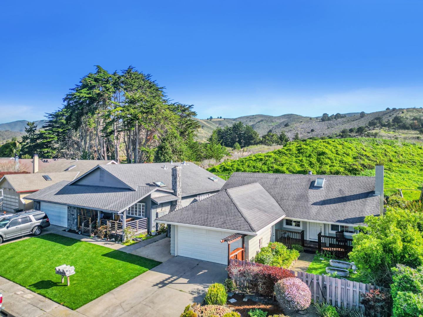 370 Bridgeport DR
