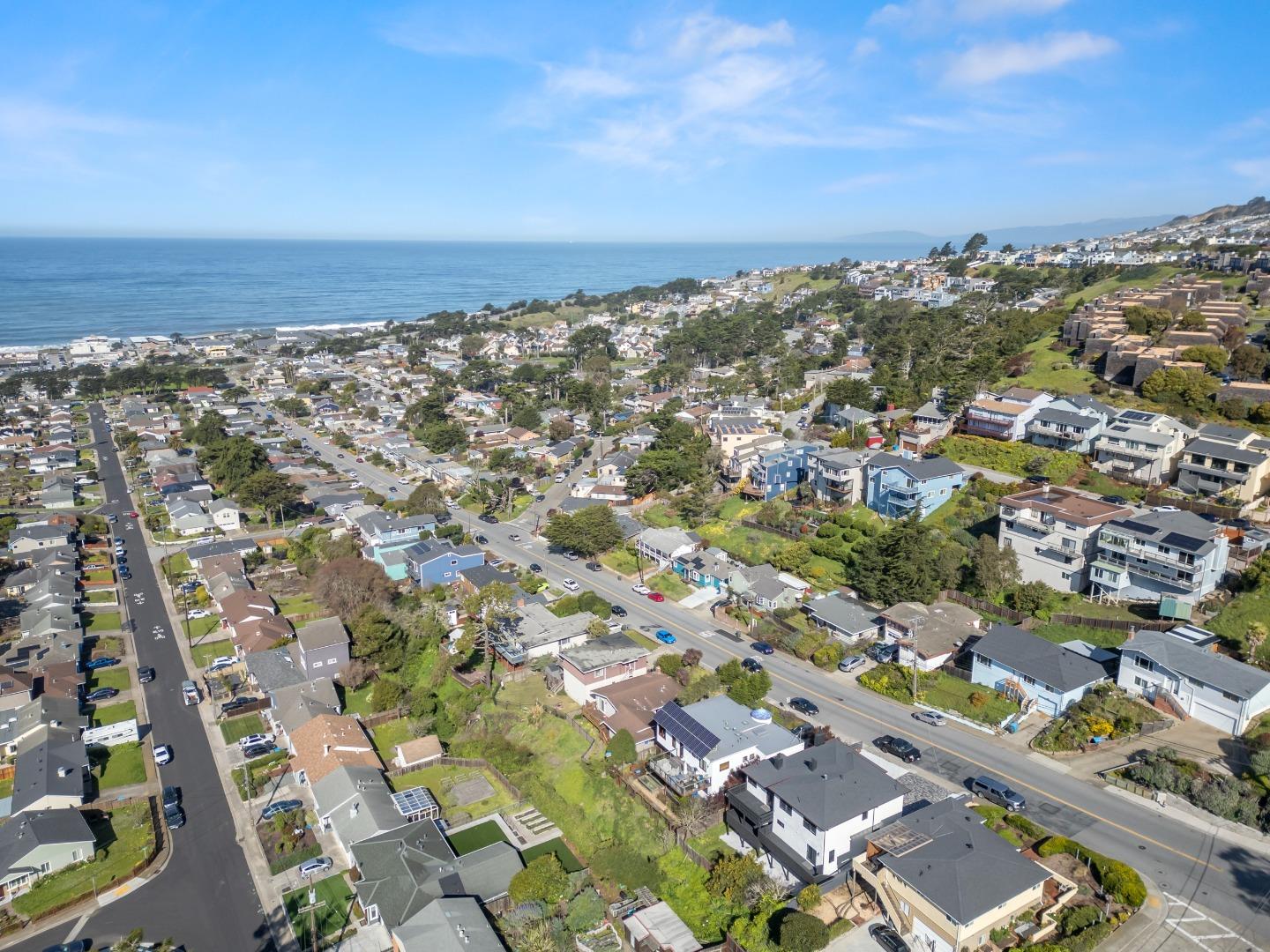 443 Monterey RD