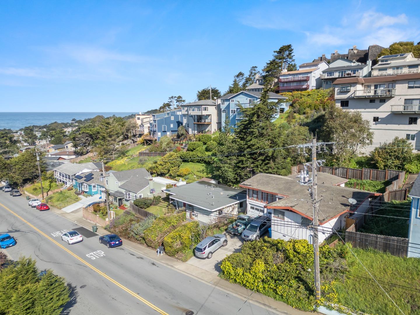 443 Monterey RD