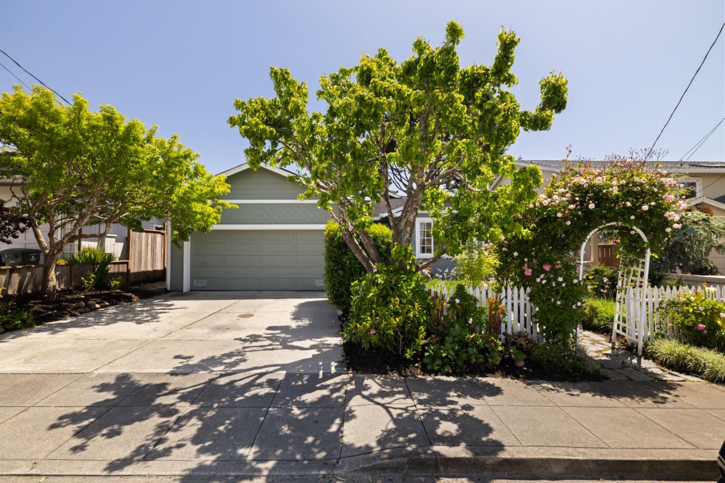 623 Sonora AVE