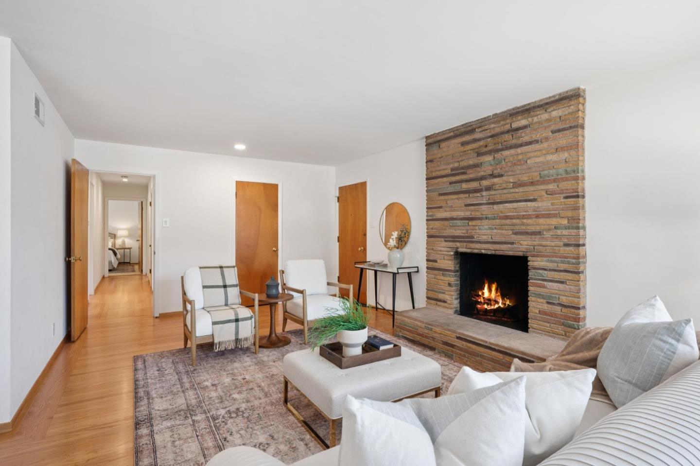 1730 Santa Lucia Avenue