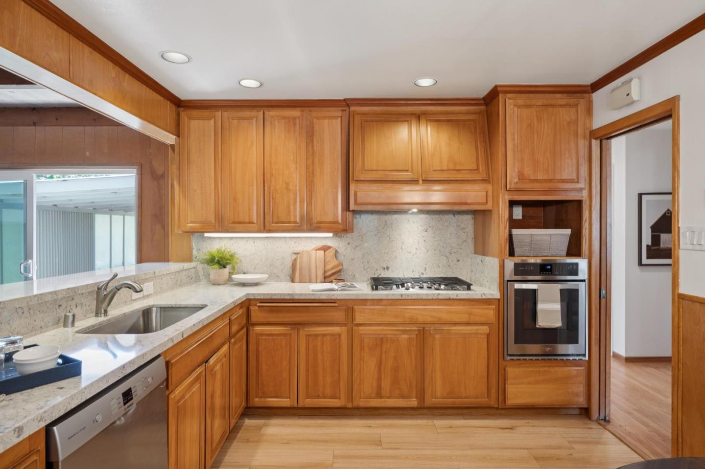 1730 Santa Lucia Avenue