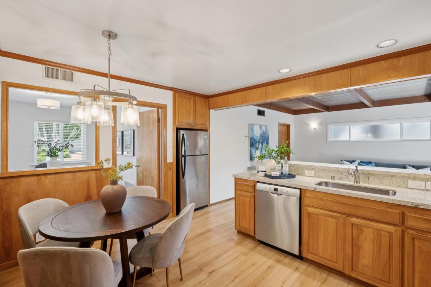 1730 Santa Lucia Avenue