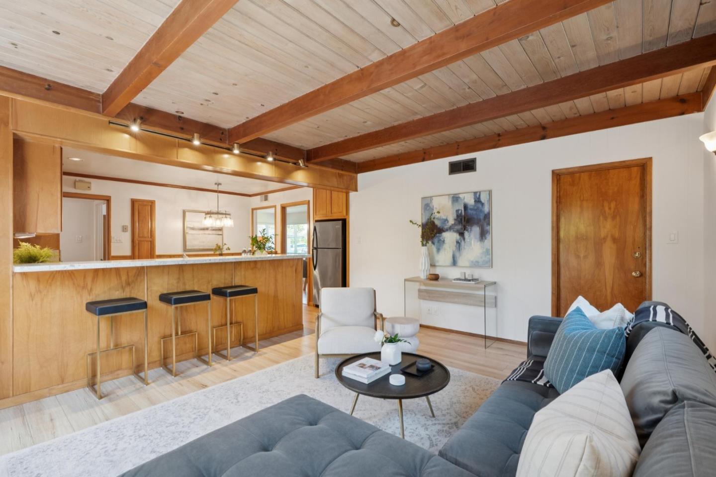 1730 Santa Lucia Avenue