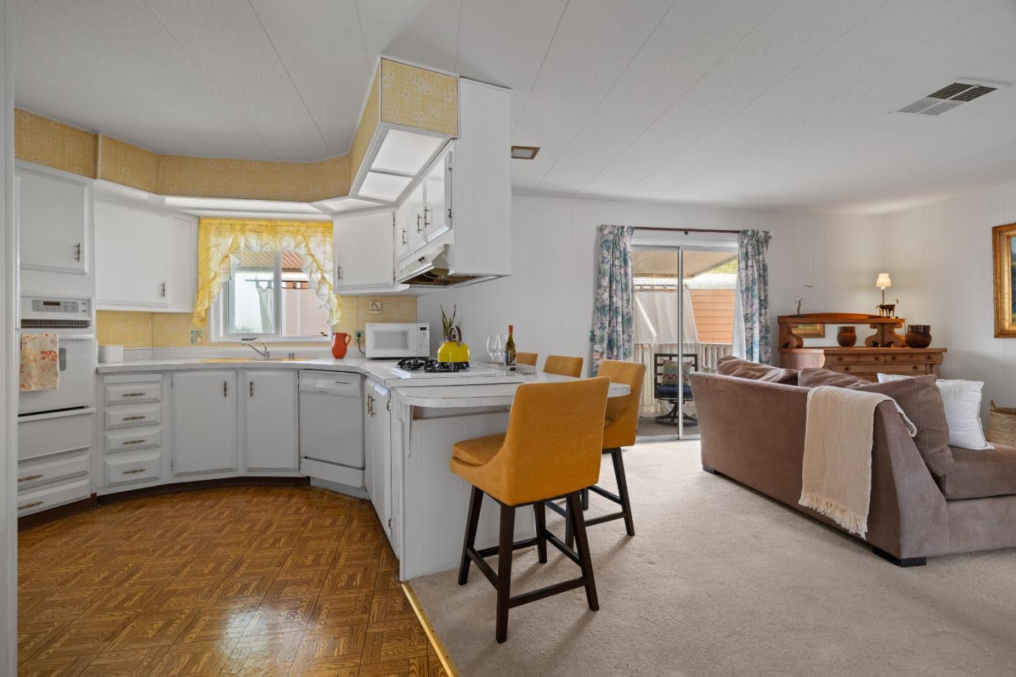 120 Oceanview Ave Unit: 120