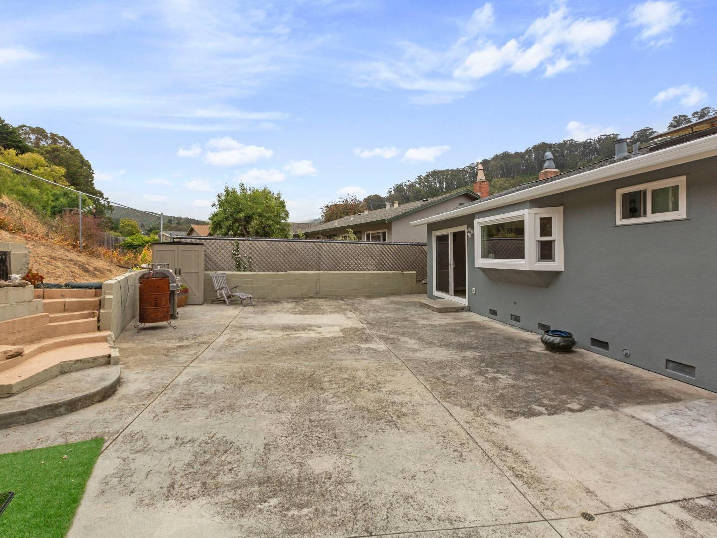 1415 LInda Mar Boulevard