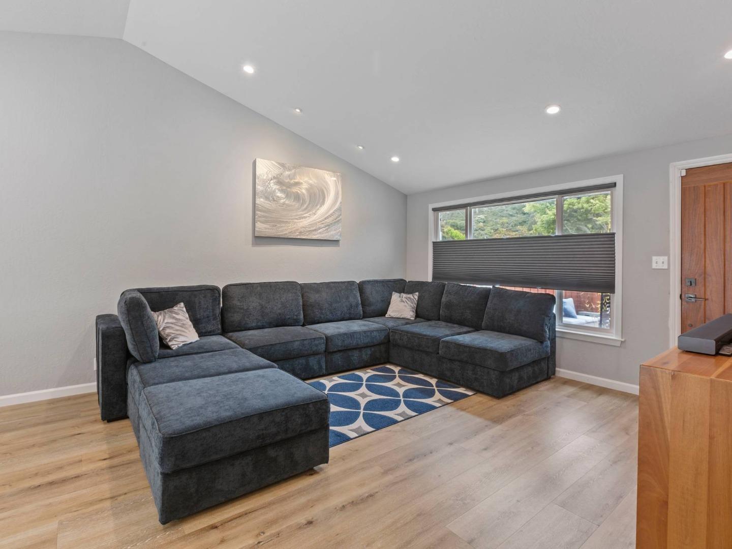 1415 LInda Mar Boulevard