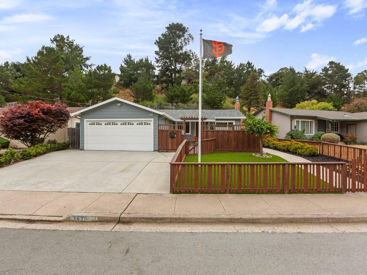 1415 LInda Mar Boulevard