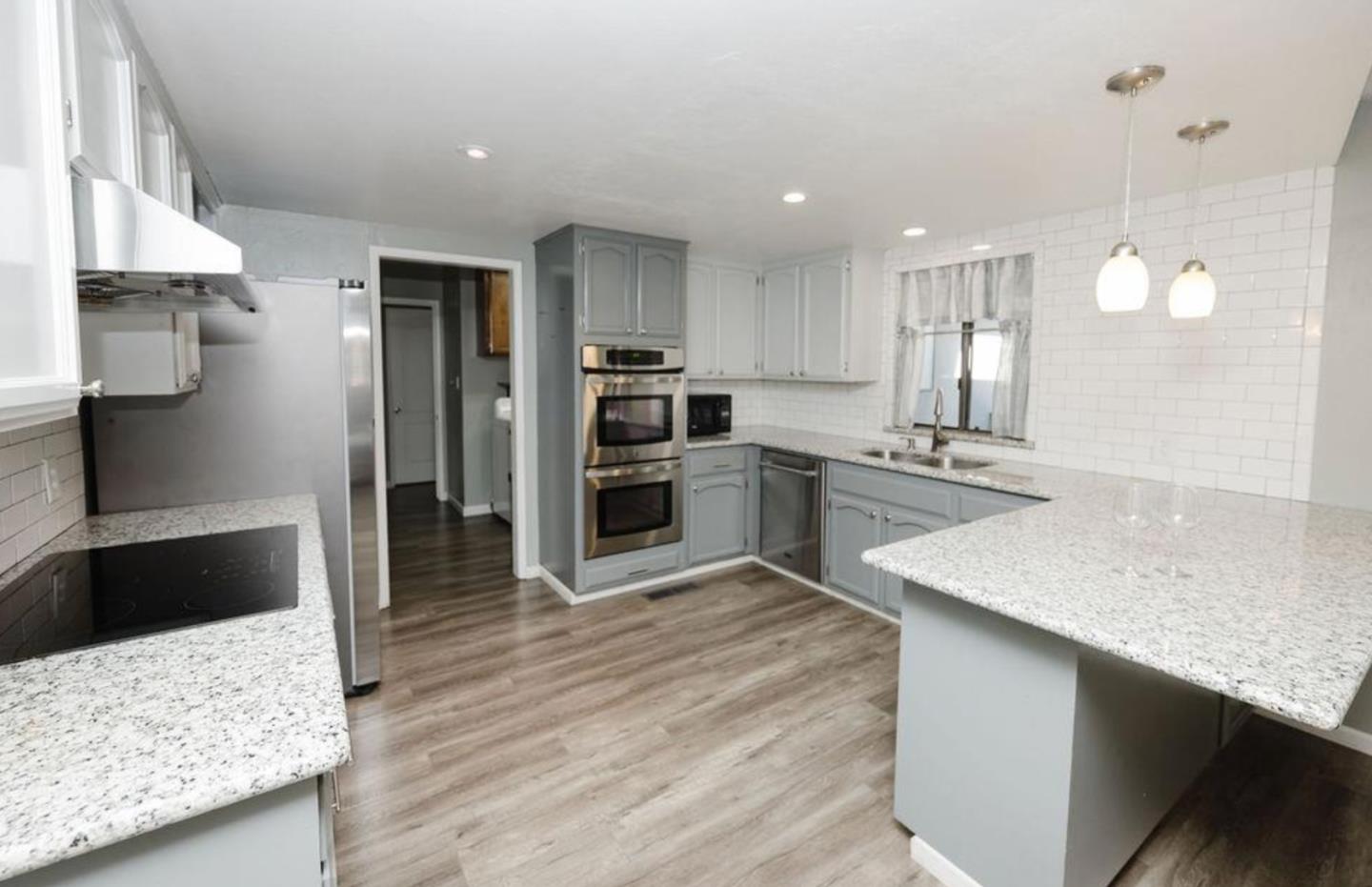 1086 West Fremont Avenue