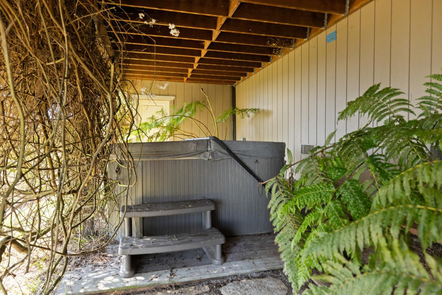 115 Del Monte Road