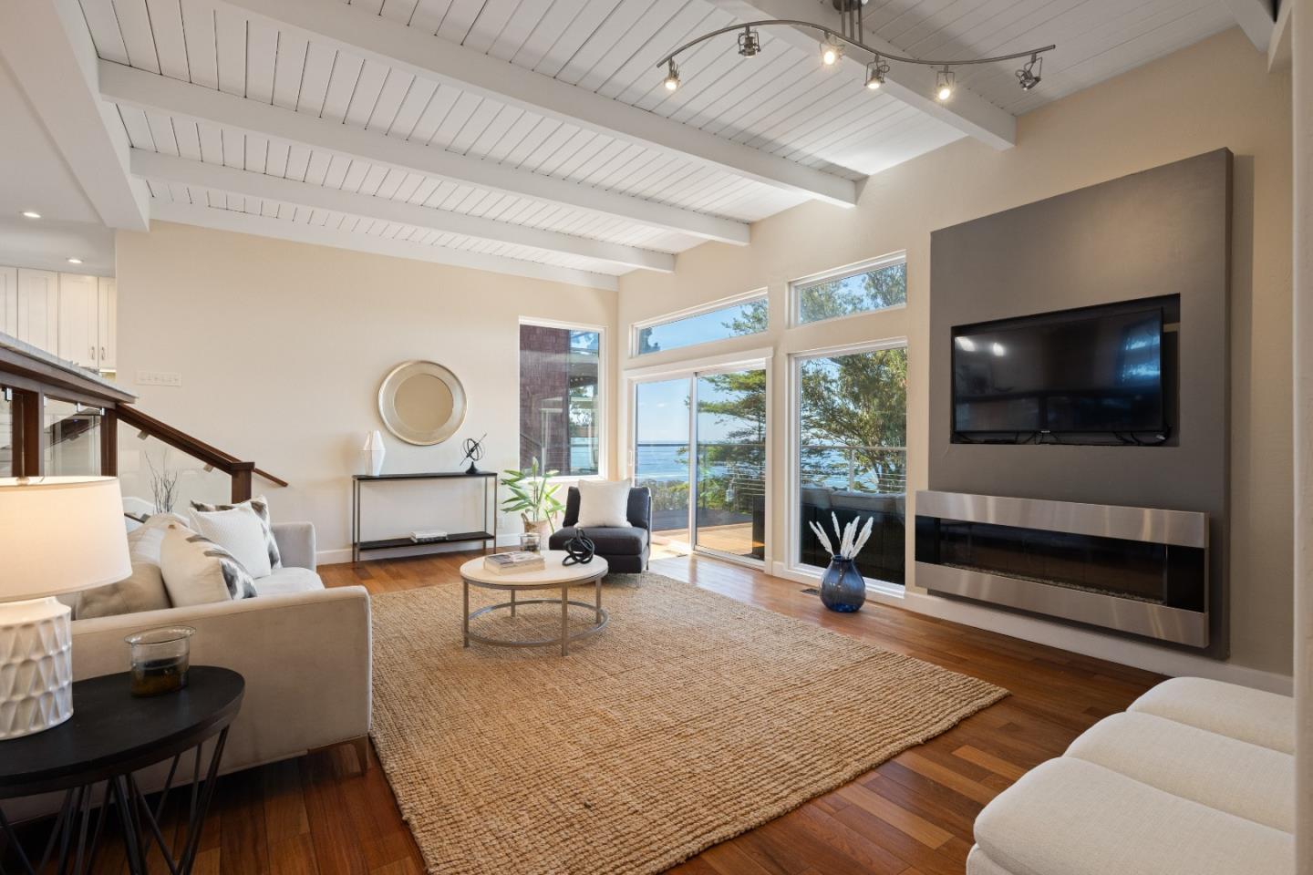 115 Del Monte Road
