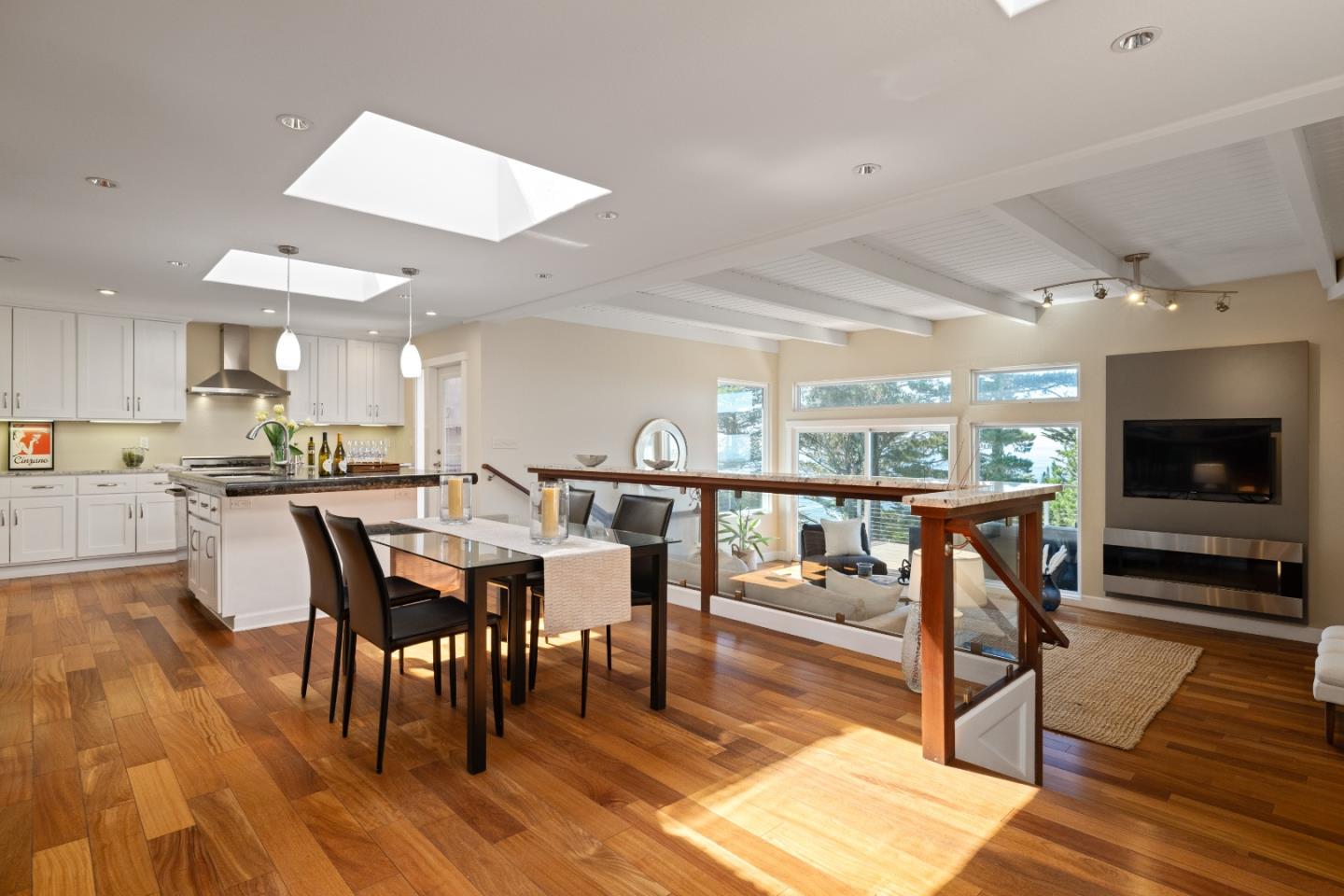 115 Del Monte Road