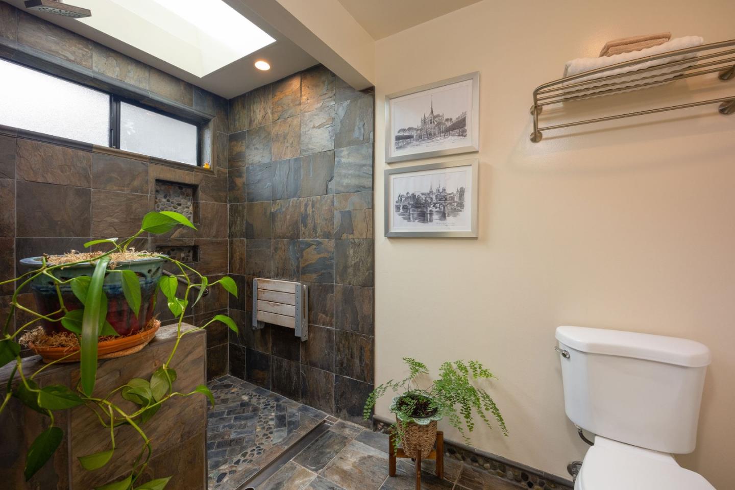 86 Madrone Avenue