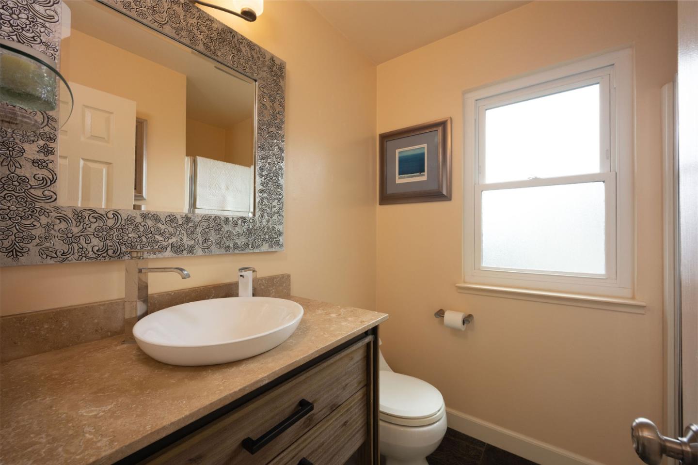 86 Madrone Avenue