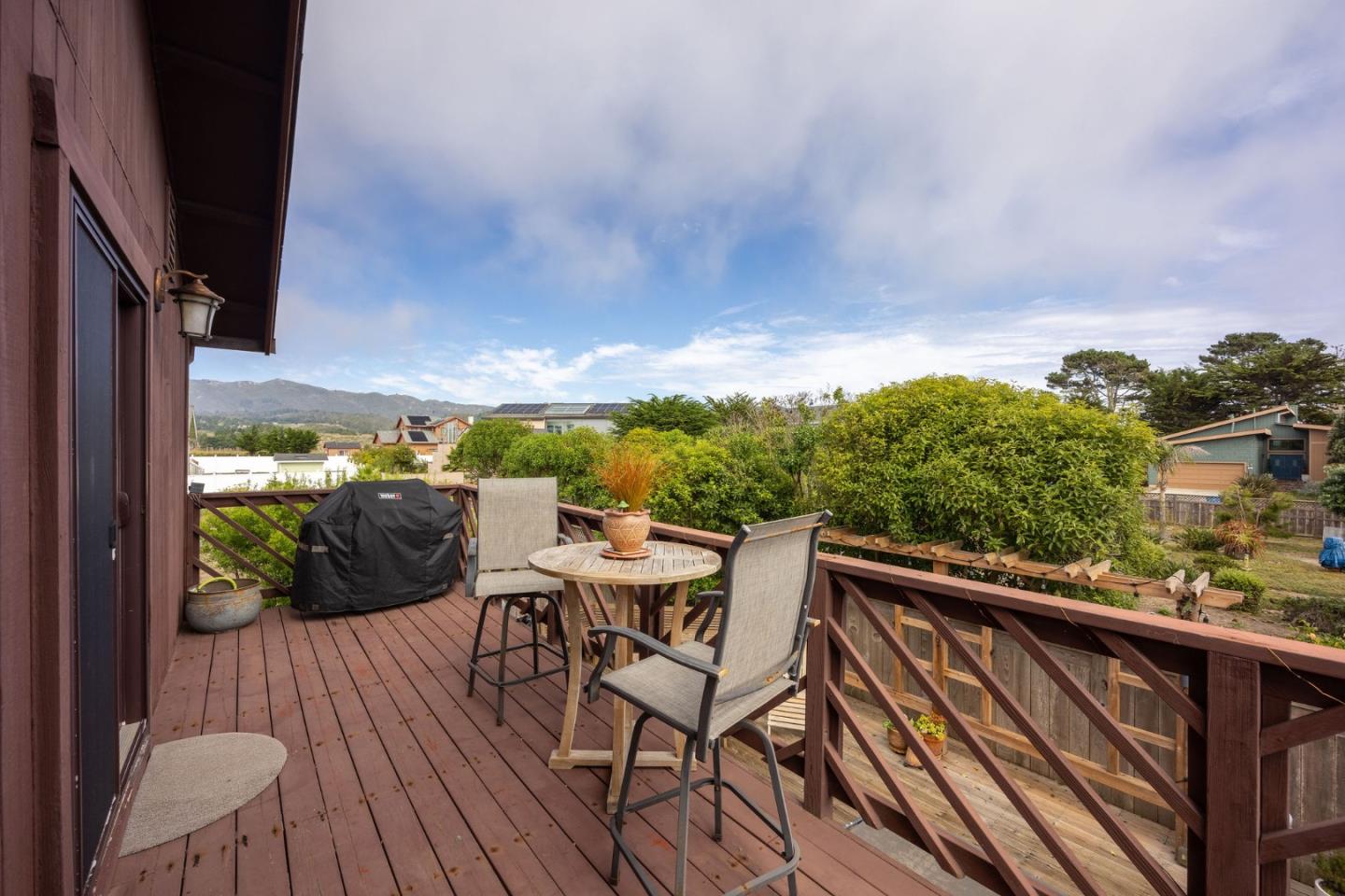 86 Madrone Avenue